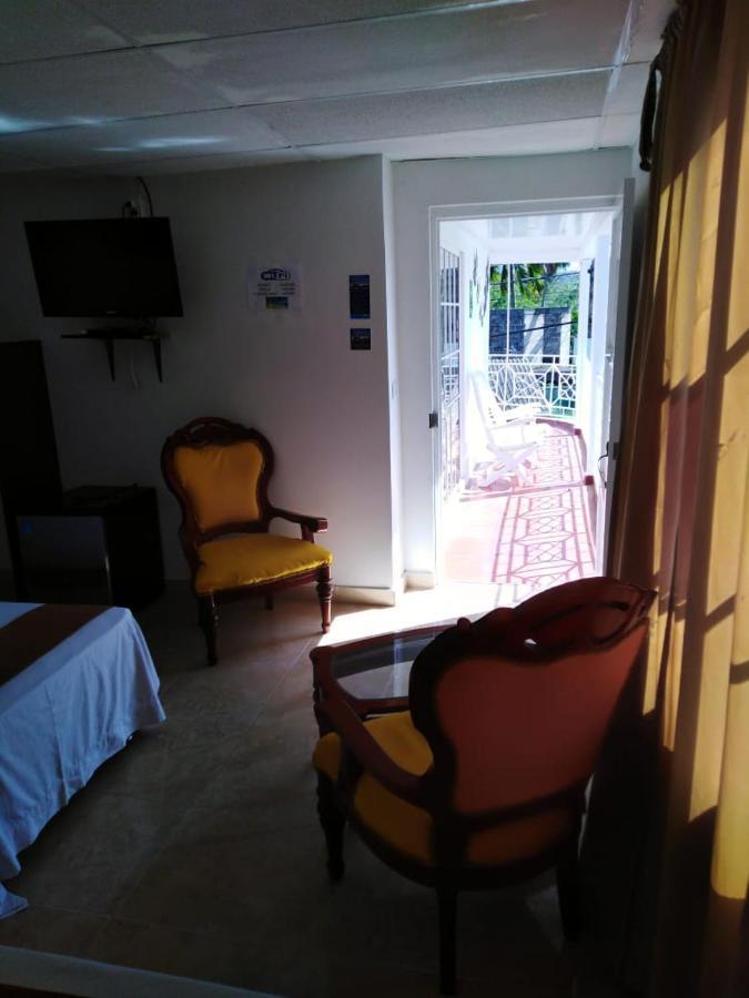 Apartamentos Chuchos Place San Andrés エクステリア 写真