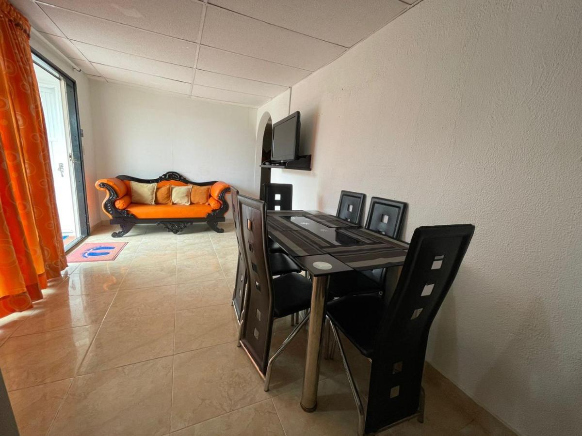 Apartamentos Chuchos Place San Andrés エクステリア 写真