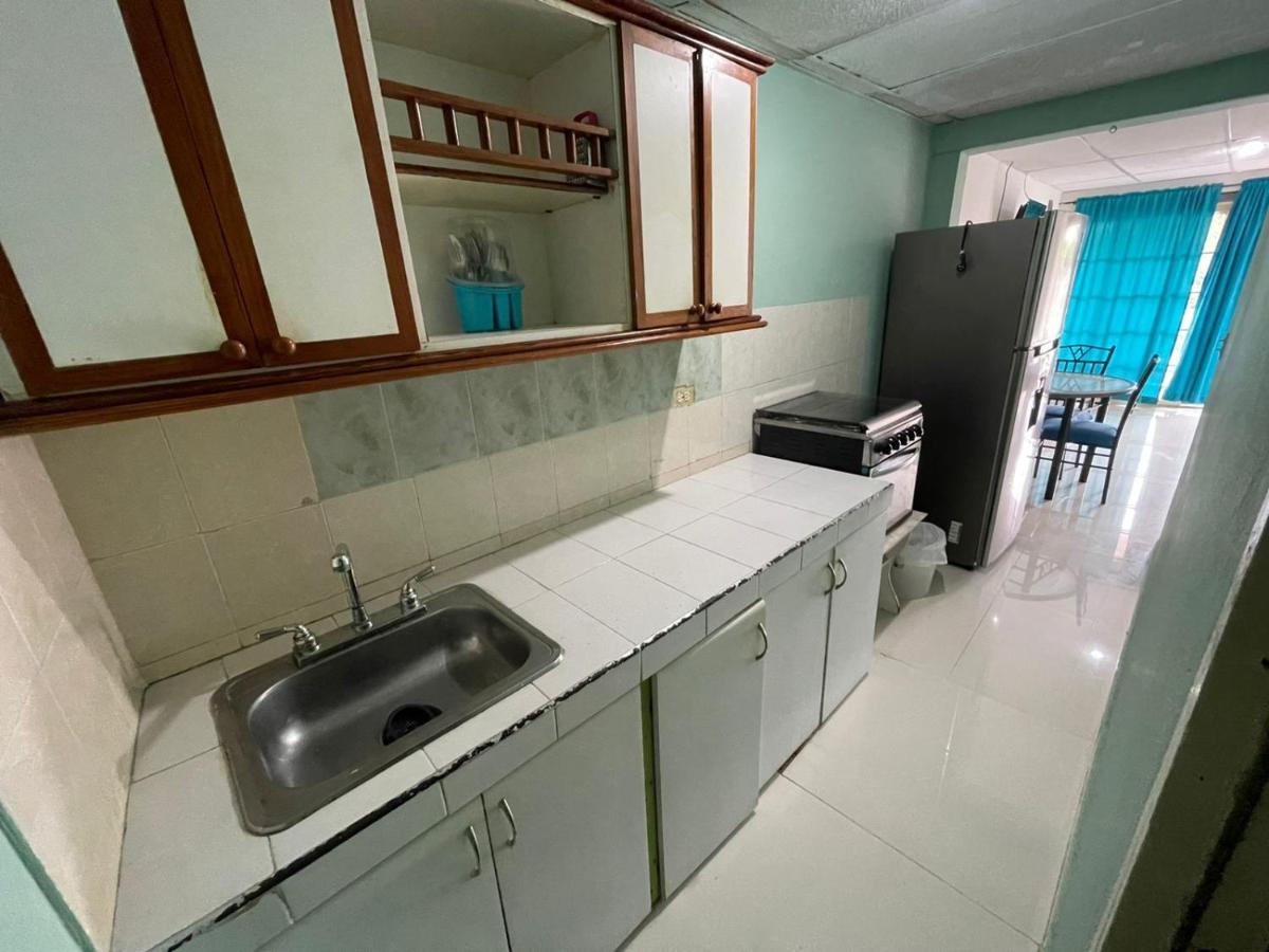 Apartamentos Chuchos Place San Andrés エクステリア 写真